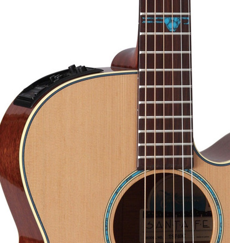 TAKAMINE Legacy Series Acoustic/Electric 6-String Guitar - Gloss Natural