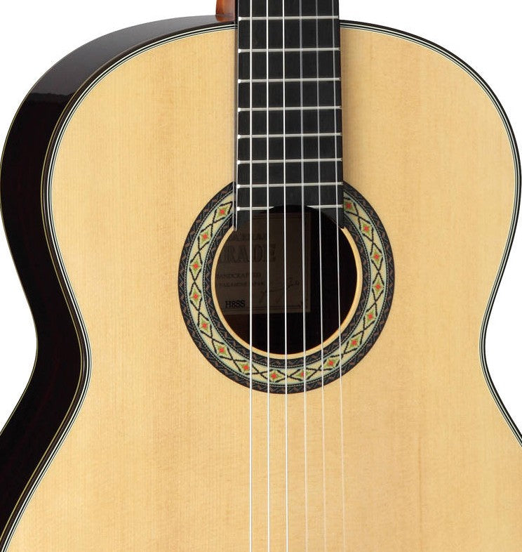 TAKAMINE Classical & Hirade Guitar - Gloss Natural Finish